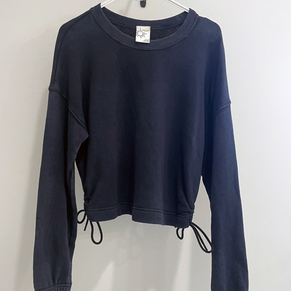 OFFLINE By Aerie Weekend Side Tie Sweatshirt Black M